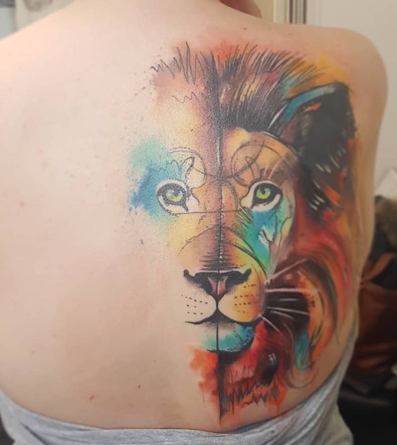 Un tatuaje de león muy interesante Un tatuaje de león muy interesante