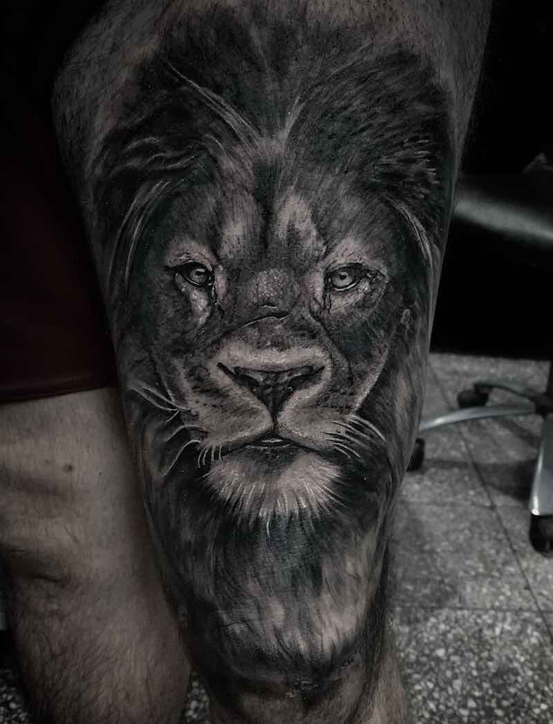 Un tatuaje de león bastante bueno Un tatuaje de león bastante bueno