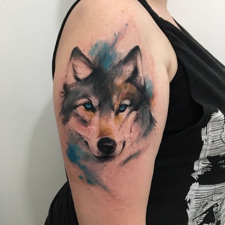 tatuaje de lobo perfecto para hombre y mujer tatuaje de lobo perfecto para hombre y mujer