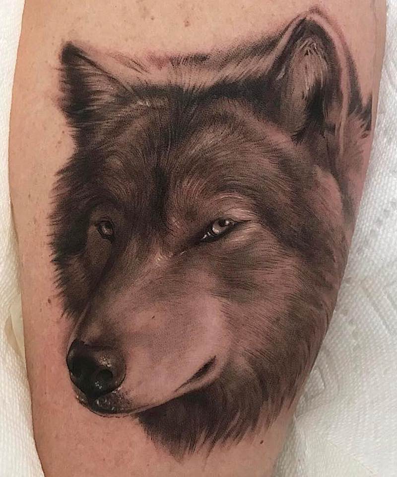 tatuaje de lobo para mujeres tatuaje de lobo para mujeres