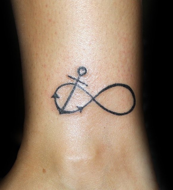 tatuaje de ancla para mujeres tatuaje de ancla para mujeres