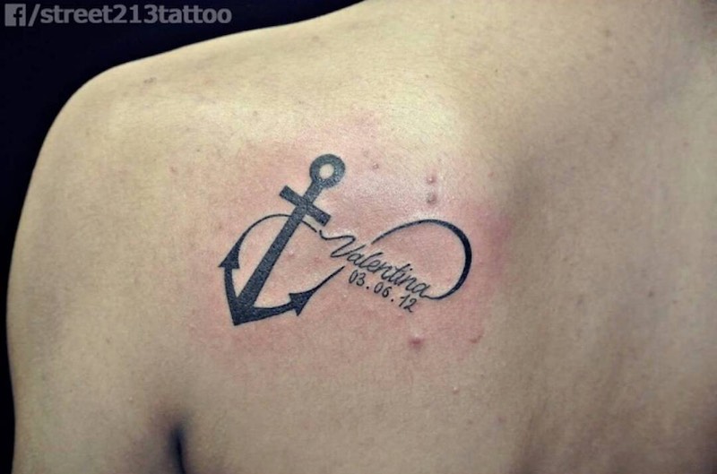 Perfecto tatuaje de ancla Perfecto tatuaje de ancla