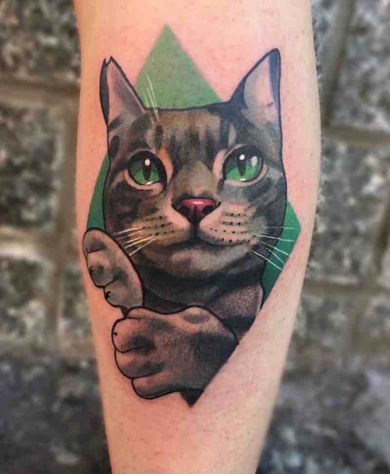 Un tatuaje de gato moderno Un tatuaje de gato moderno