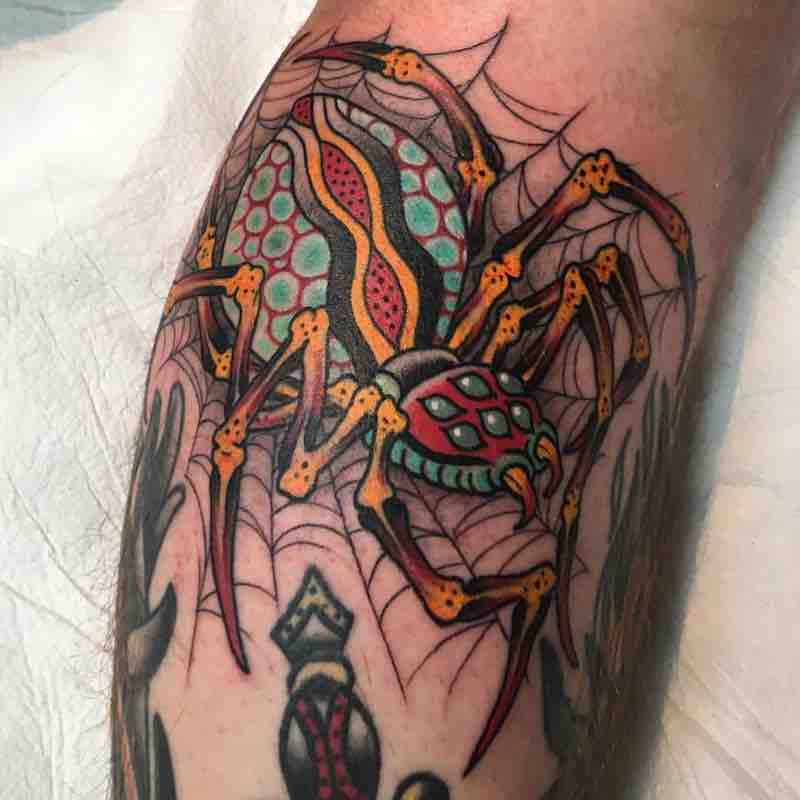 tatuaje de araña perfecto para hombre tatuaje de araña perfecto para hombre