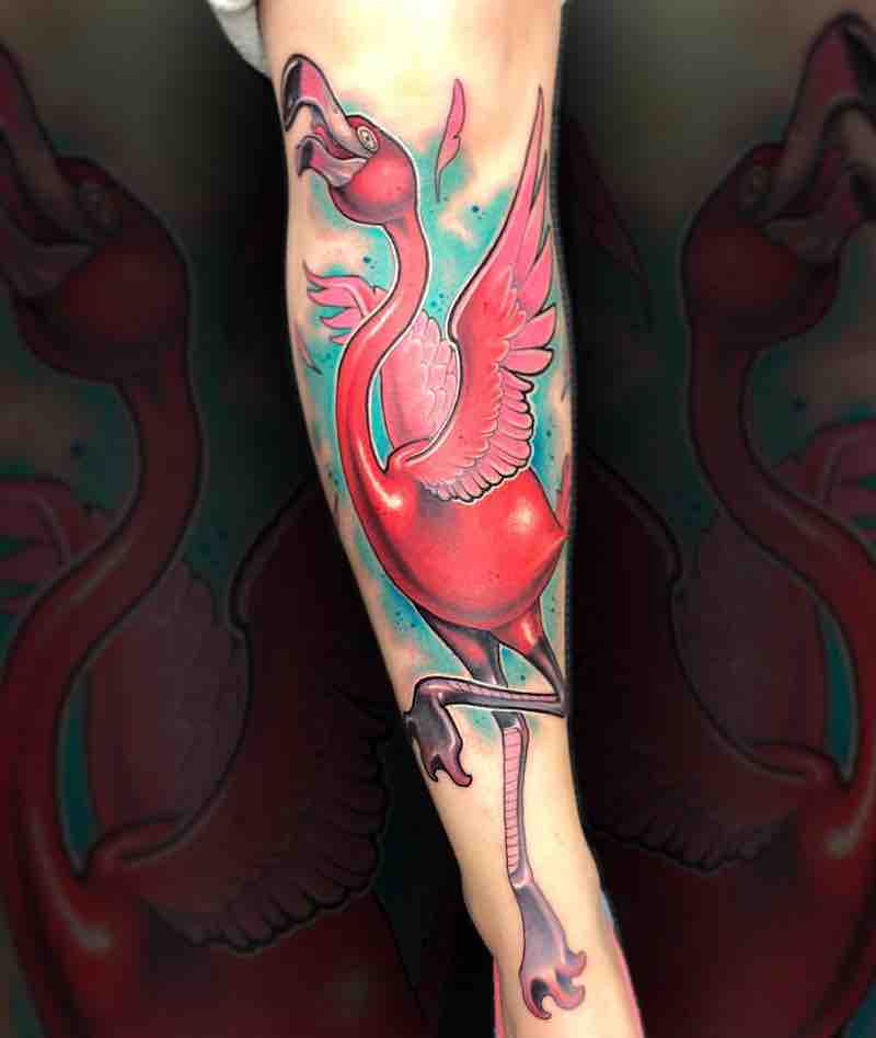 Un tatuaje de flamenco bastante interesante Un tatuaje de flamenco bastante interesante