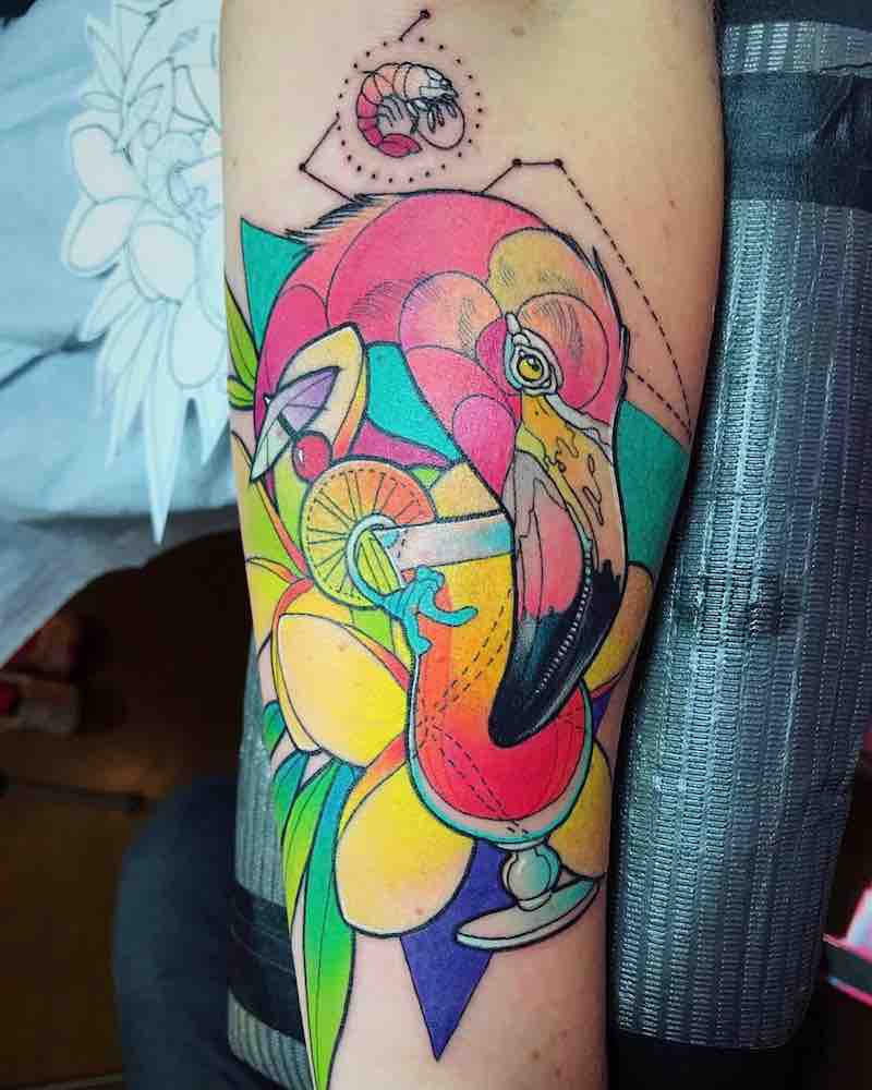 Un tatuaje de flamenco bastante interesante Un tatuaje de flamenco bastante interesante