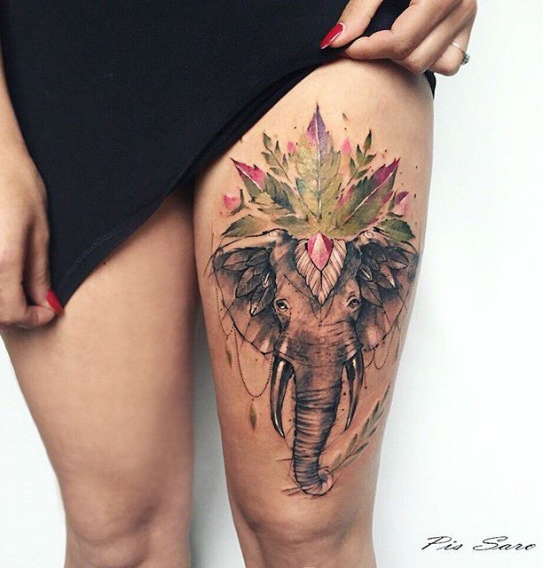 Un tatuaje de elefante de este año Un tatuaje de elefante de este año
