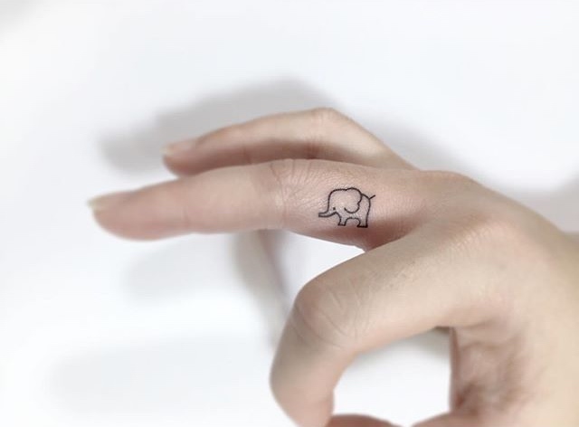 Un tatuaje de elefante de este año Un tatuaje de elefante de este año