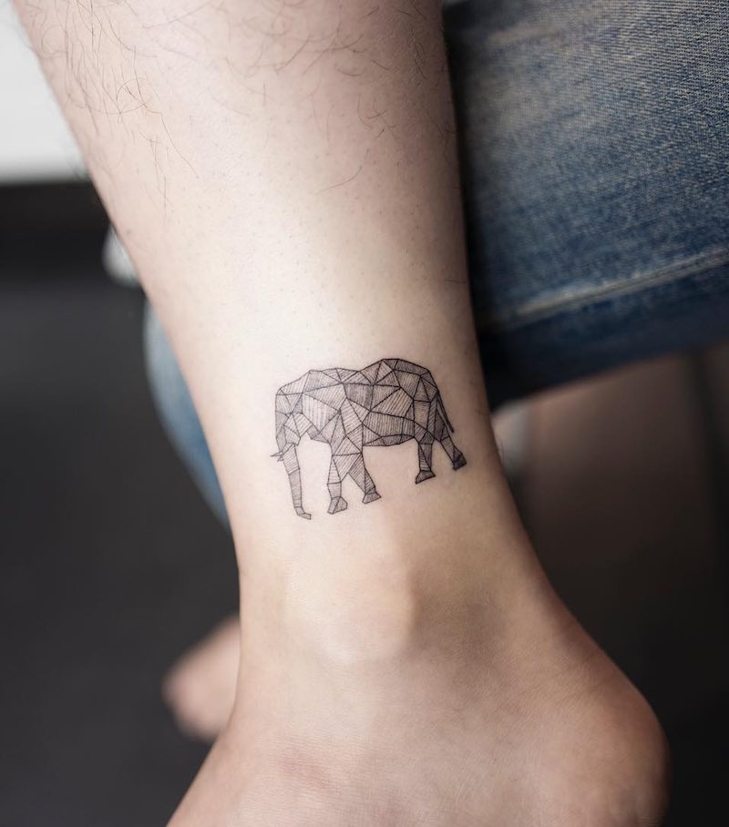tatuaje de elefante para hombre tatuaje de elefante para hombre