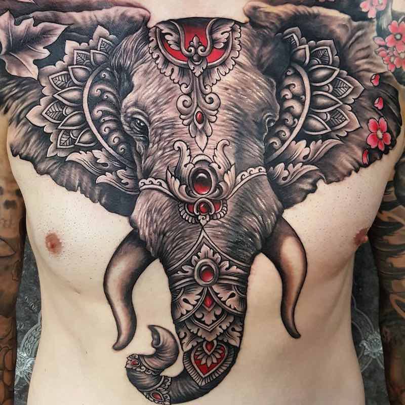 Un tatuaje de elefante moderno e interesante Un tatuaje de elefante moderno e interesante