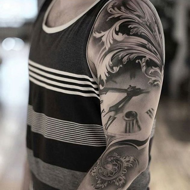 Increible tatuaje de reloj Increible tatuaje de reloj