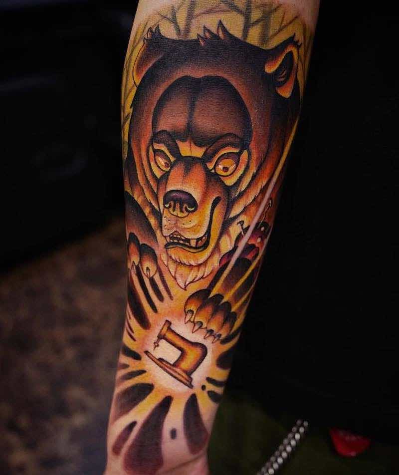 Un tatuaje de oso muy interesante Un tatuaje de oso muy interesante