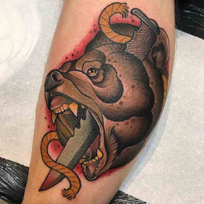 Un tatuaje de oso de este año Un tatuaje de oso de este año
