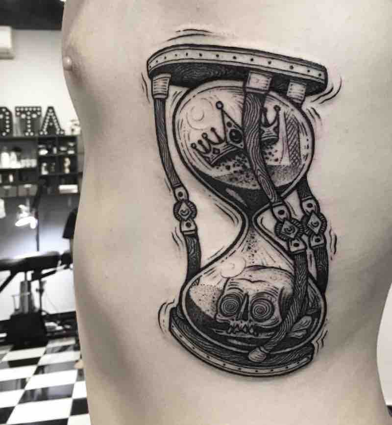 Tatuaje de reloj de arena para mujeres Tatuaje de reloj de arena para mujeres