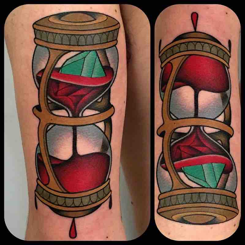 Fantástico Tatuaje de reloj de arena Fantástico Tatuaje de reloj de arena