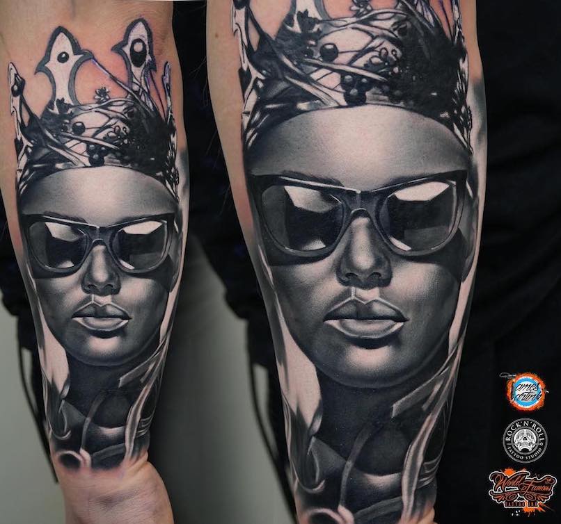 Un tatuaje de corona moderno Un tatuaje de corona moderno