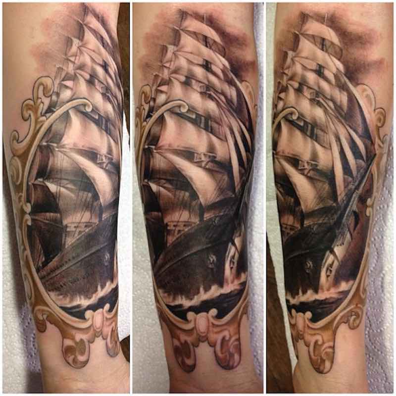 tatuaje de barco perfecto para hombre tatuaje de barco perfecto para hombre