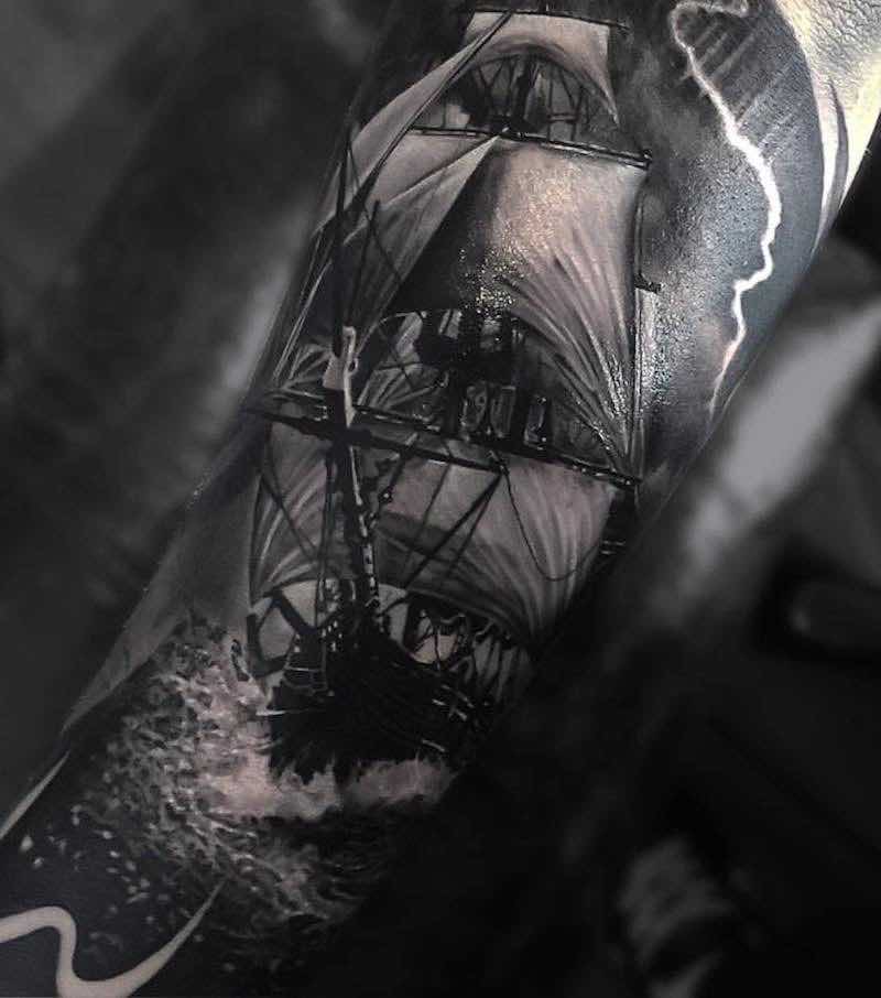 tatuaje de barco perfecto para hombre tatuaje de barco perfecto para hombre