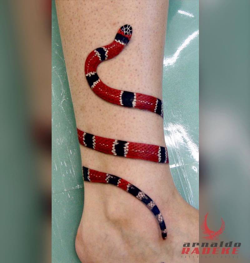 tatuaje de serpiente para mujeres tatuaje de serpiente para mujeres