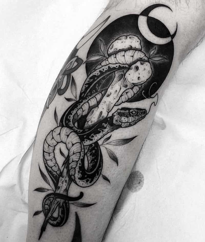 Fantástico tatuaje de serpiente Fantástico tatuaje de serpiente