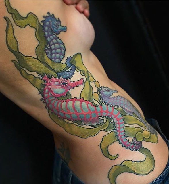 tatuaje de caballito de mar perfecto para hombre tatuaje de caballito de mar perfecto para hombre