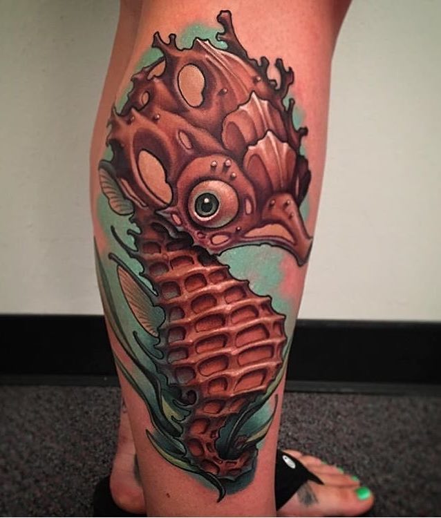 Un tatuaje de caballito de mar de este año Un tatuaje de caballito de mar de este año