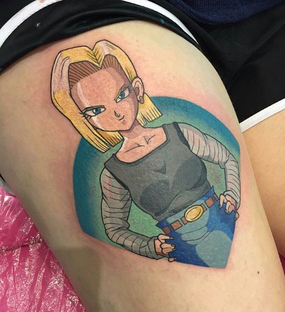 una persona con un tatuaje de Dragon Ball Z una persona con un tatuaje de Dragon Ball Z