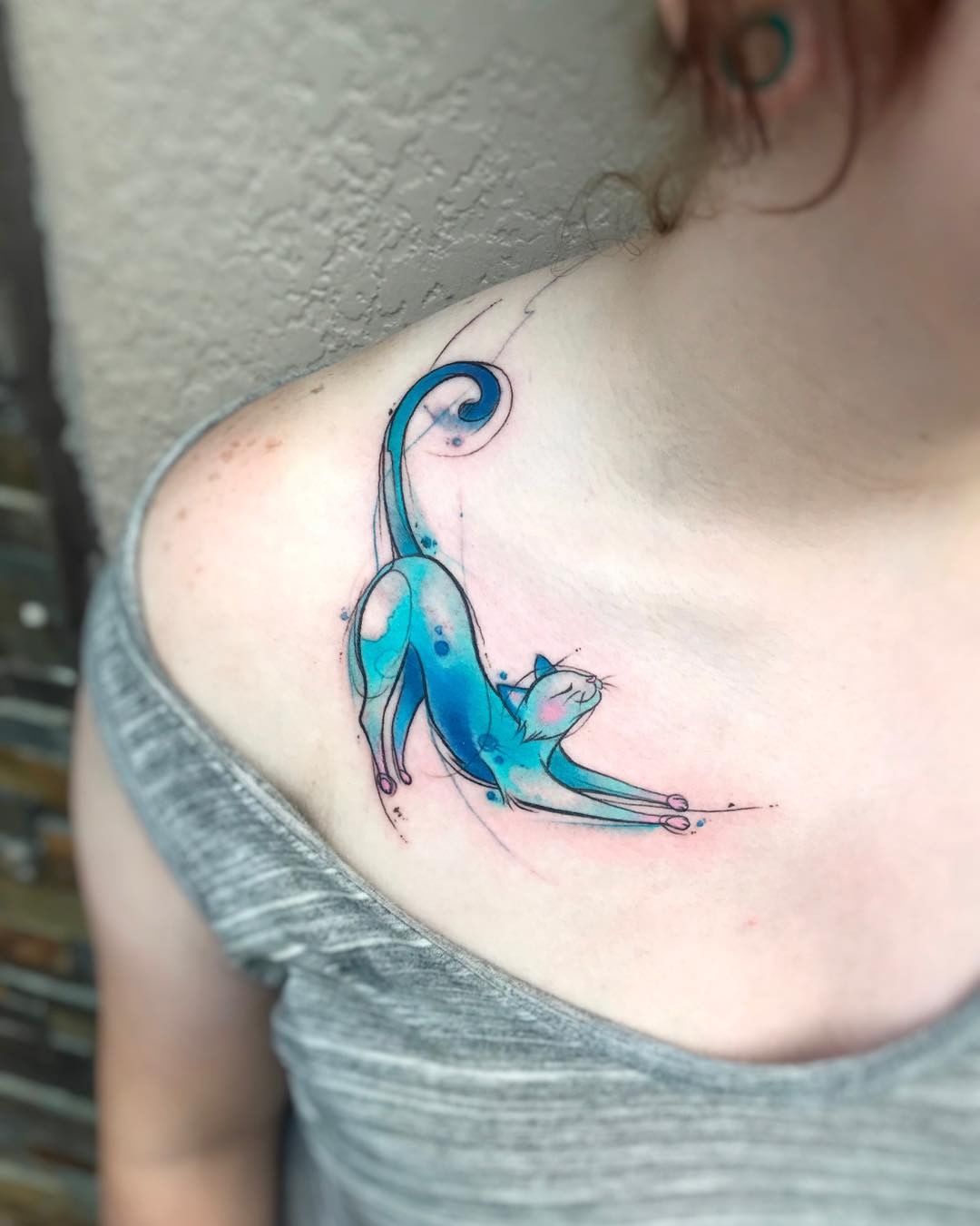 Un tatuaje de gato de este año Un tatuaje de gato de este año