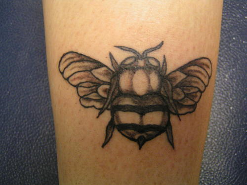 tatuajes-abejas-35