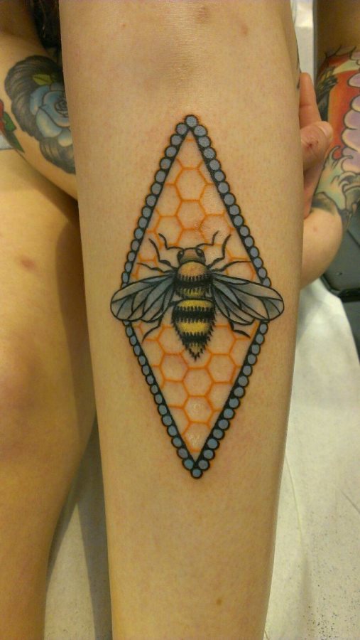 tatuajes-abejas-38