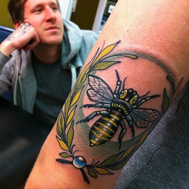 tatuajes-abejas-40