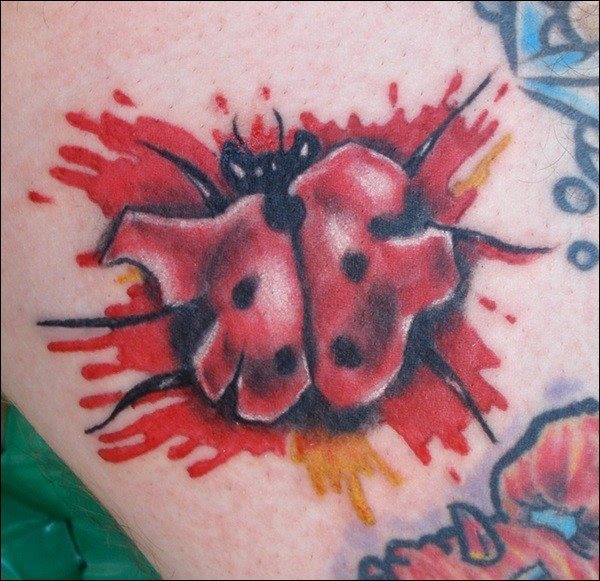tatuajes-de-mariquitas-13