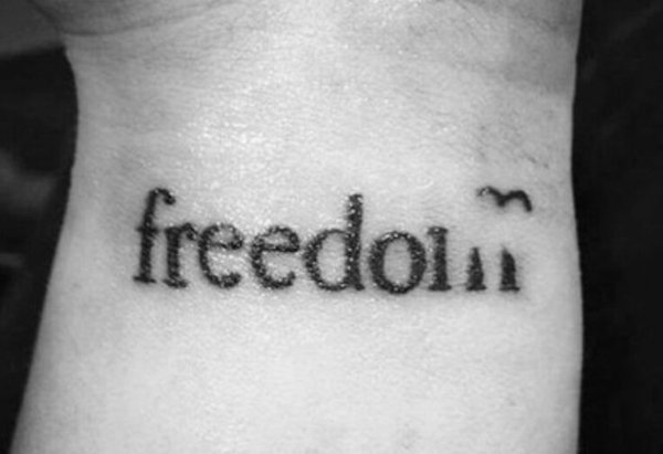 foto tatuajes munecas 300