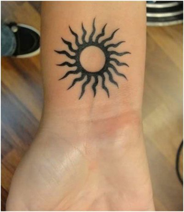 idea tatuaje muneca 201