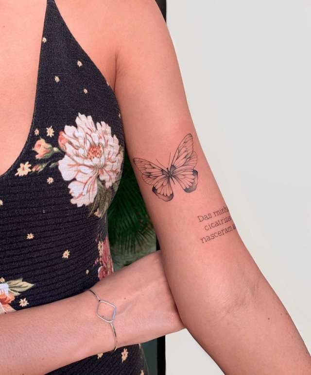 tattoo femenino bonita mariposa 25