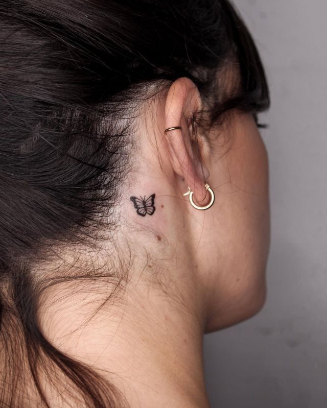 tattoo femenino bonita mariposa 32