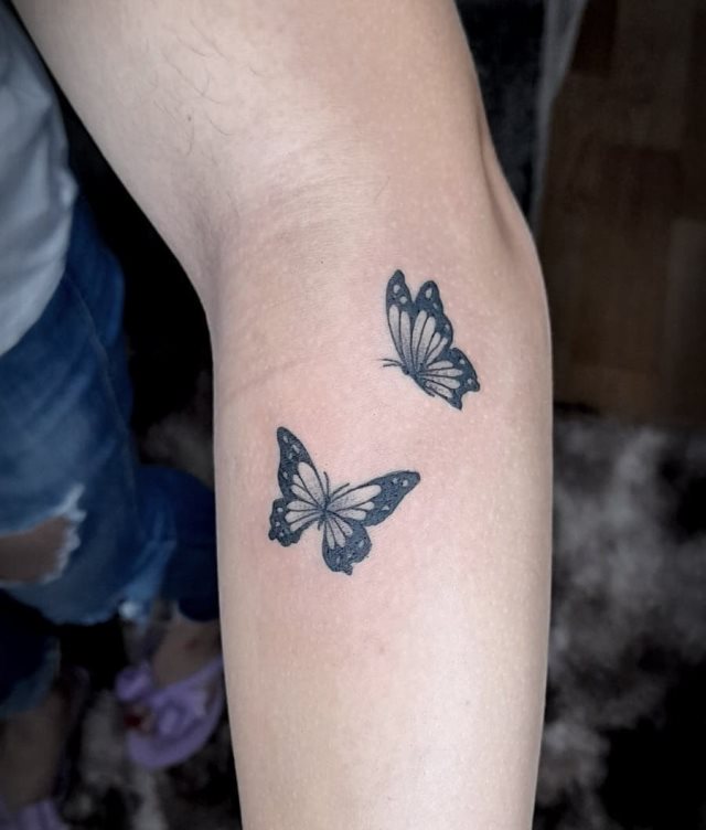 tattoo femenino bonita mariposa 37