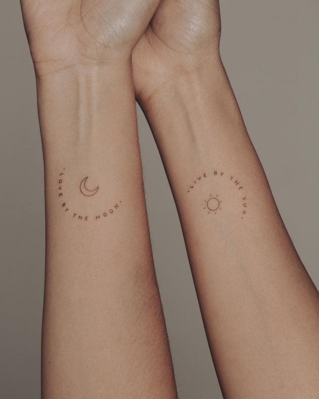 tattoo femenino con frase en el brazo 04