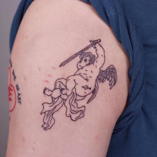 tattoo femenino con un angel 06