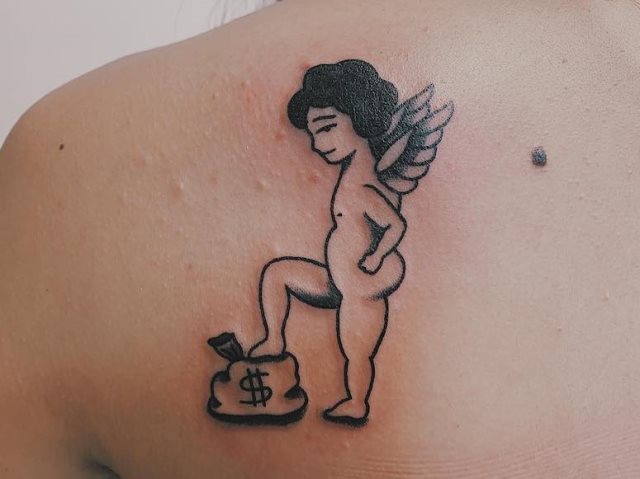 tattoo femenino con un angel 51