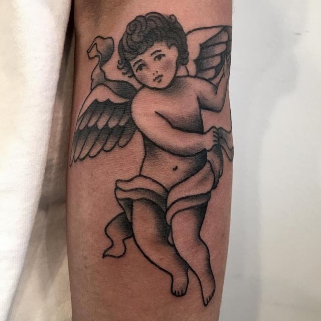 tattoo femenino con un angel 58