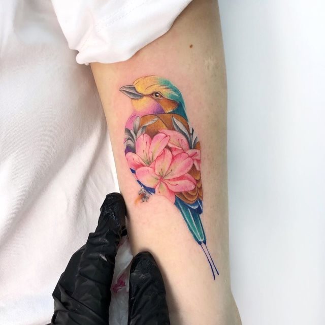tattoo femenino con un animal 102