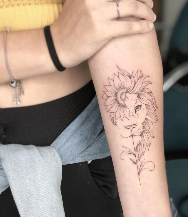tattoo femenino con un animal 18