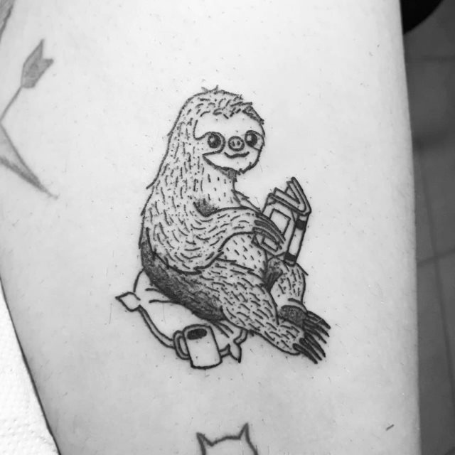 tattoo femenino con un animal 44