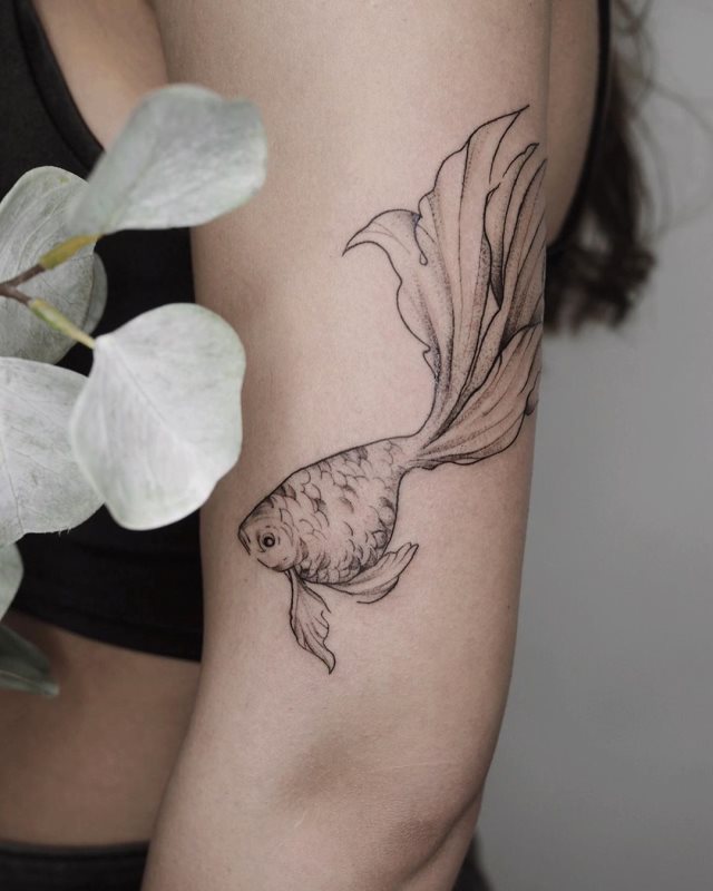 tattoo femenino con un animal 52