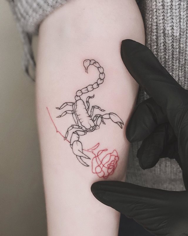 tattoo femenino con un animal 55