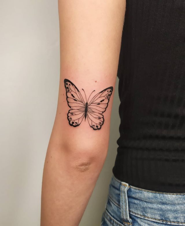 tattoo femenino con un animal 83