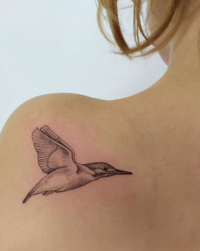 tattoo femenino con un animal 86