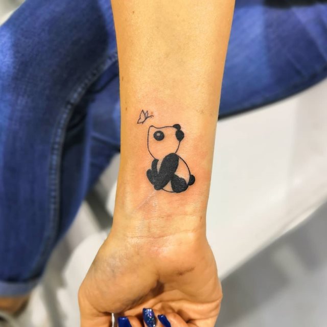 tattoo femenino con un animal 92