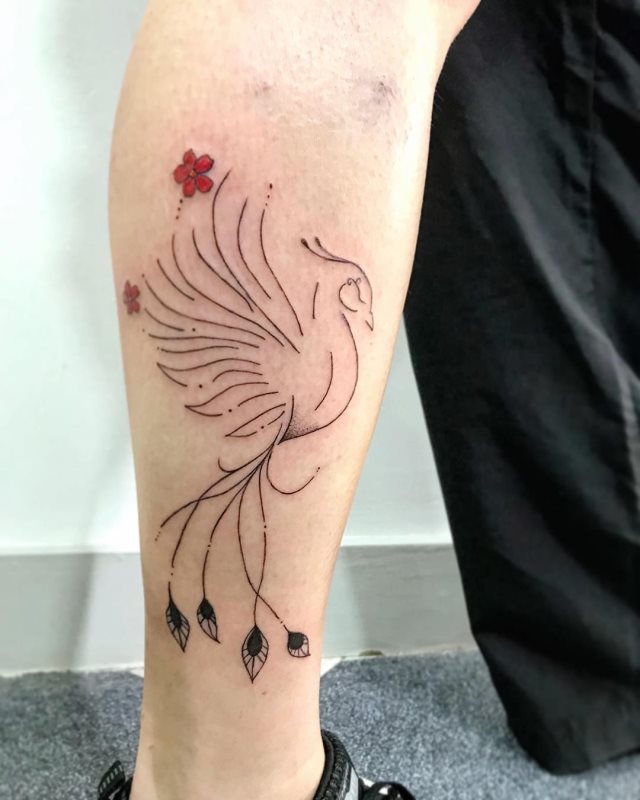 tattoo femenino con un animal 95